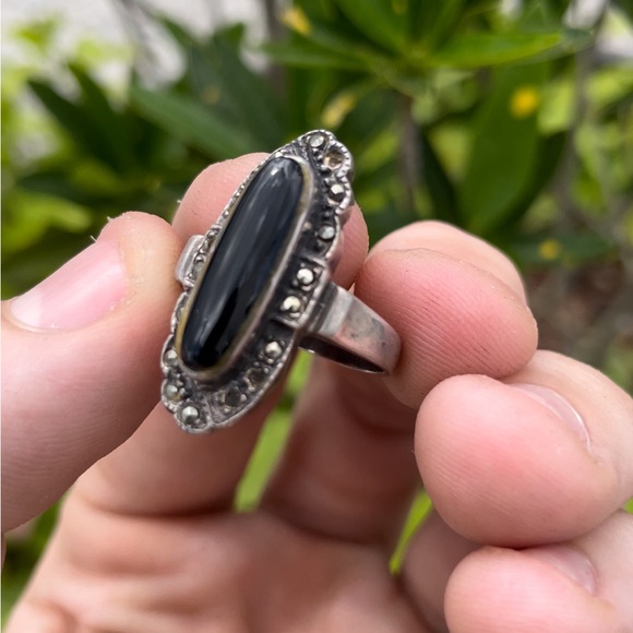 Vintage Black Onyx Marcasite Silver Ring - Picture 3 of 4